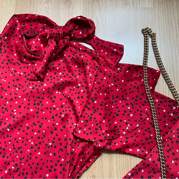 Zara red satin heart patterned tiered pussybow blouse - Picture 4 of 14